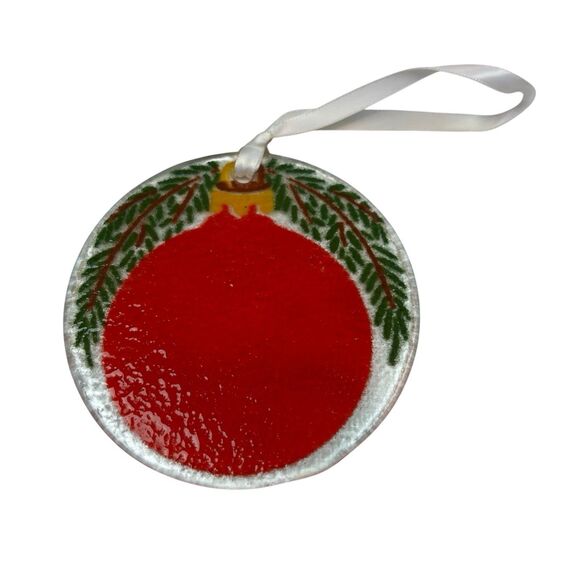 Peggy Karr 3" Fused Glass Santa/Red Holiday Ball 2001 Vintage Christmas Ornament - Picture 2 of 4